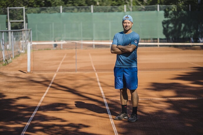 Nykyisin TVS-Tenniksessä valmentajana toimiva Ville Liukko ei pidä mahdottomana, että hän valmentaisi vielä jonain päivänä ulkomailla.