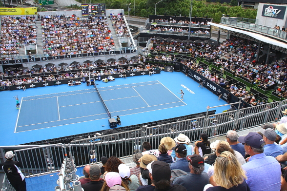 inet Auckland WTA QF Woz